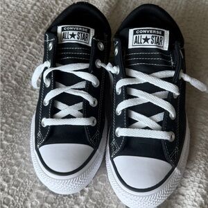 Converse All Star Chuck Taylors Size 4